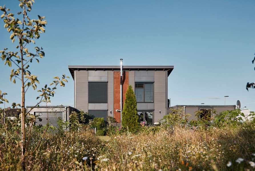 Neue Welle im Wohnungsbau mit Stahlprofilen, Nylanndamm in 24980 Schafflund